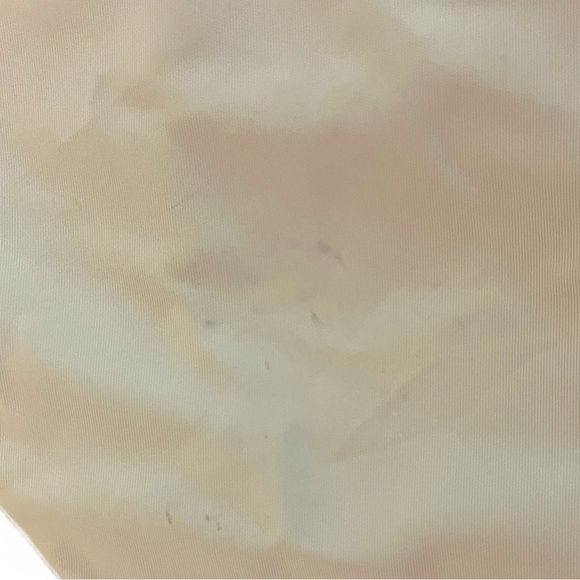 Peter Millar Men's Wicking Classic Light Tan Shorts Sz 32 - Picture 4 of 6